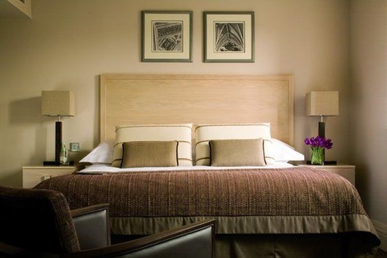 Nutfield Priory And Kingston upon Thames (Greater London)